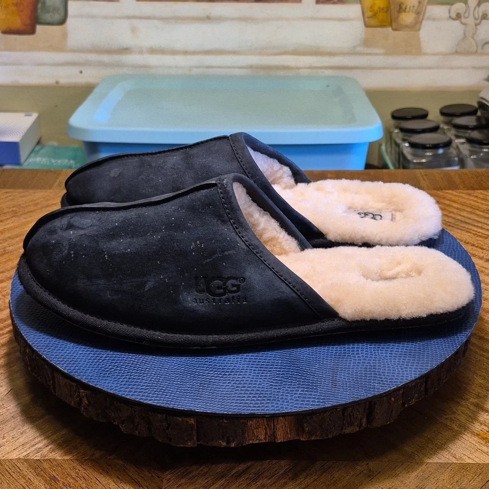 UGG Scuff Men's Suede Slippers Sherpa Lined. Sz. 13 (#1387S) Some Wear And Marks